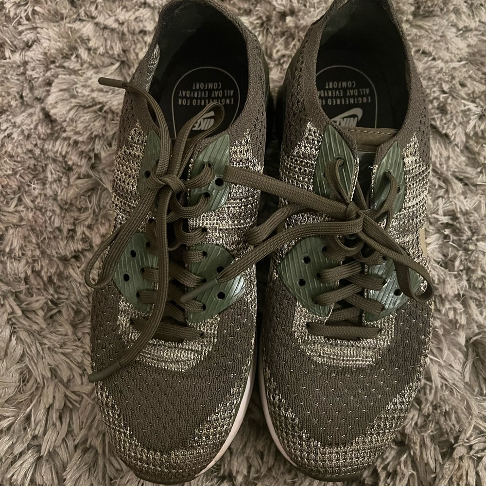 Women’s Nike Sneakers